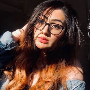 Meet your Posher, Stephanie